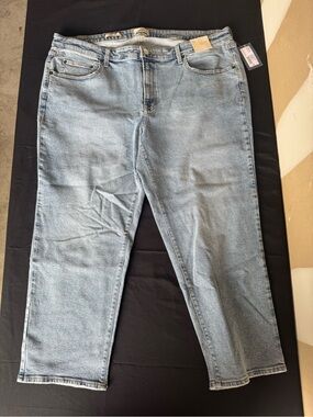 Universal Thread Womens 80s Slim Jeans Mid Rise Light Wash Size 22 NWT